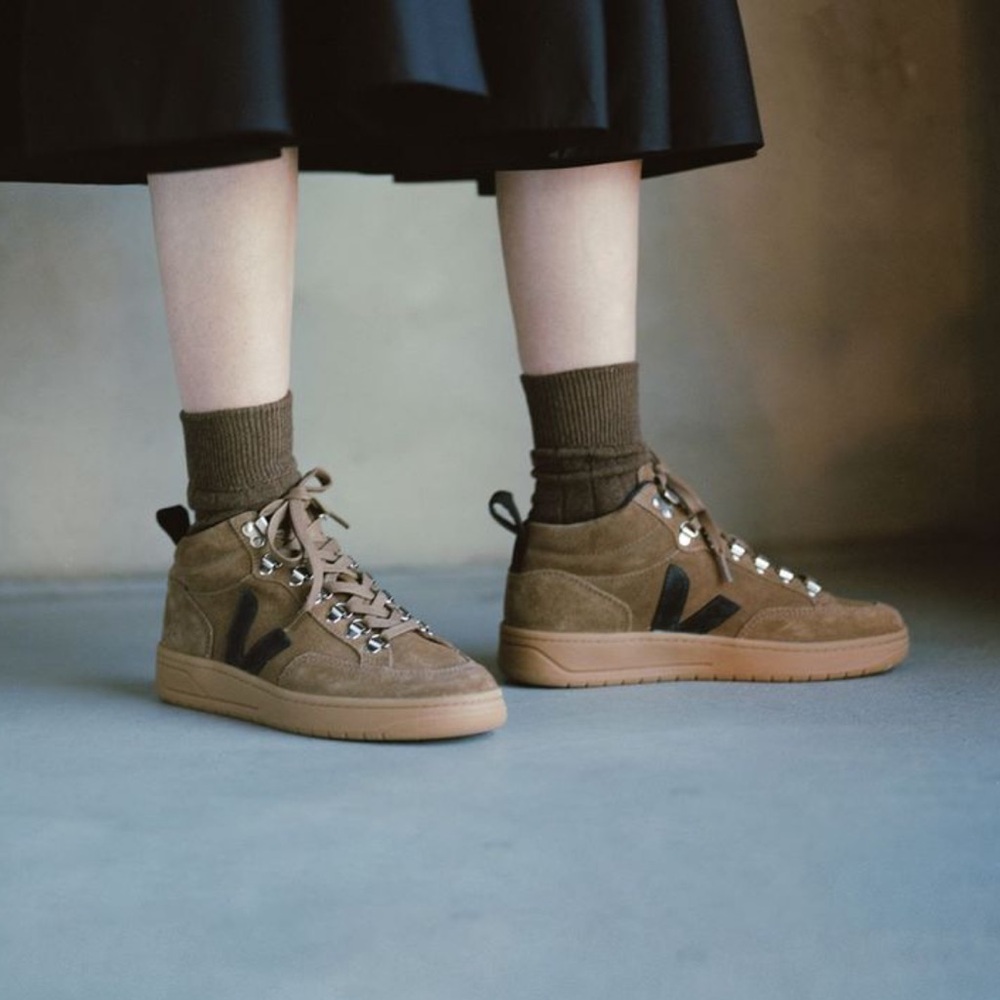 Veja Roraima High Top - Size 38